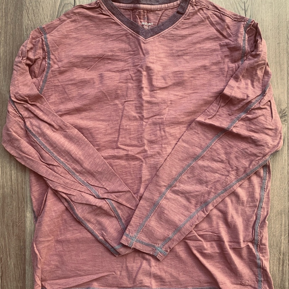 True Grit Men's Long Sleeve V-Neck Shirt - Brick Red